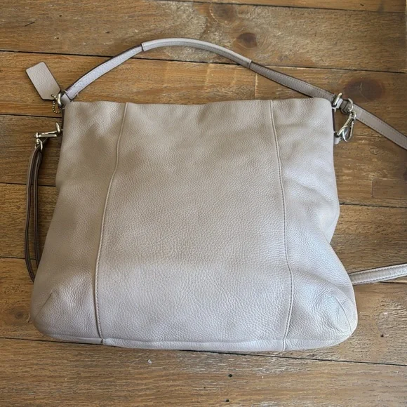 Coach Pebbled Leather Shoulder Bag in Light Beige - Picture 4 of 5